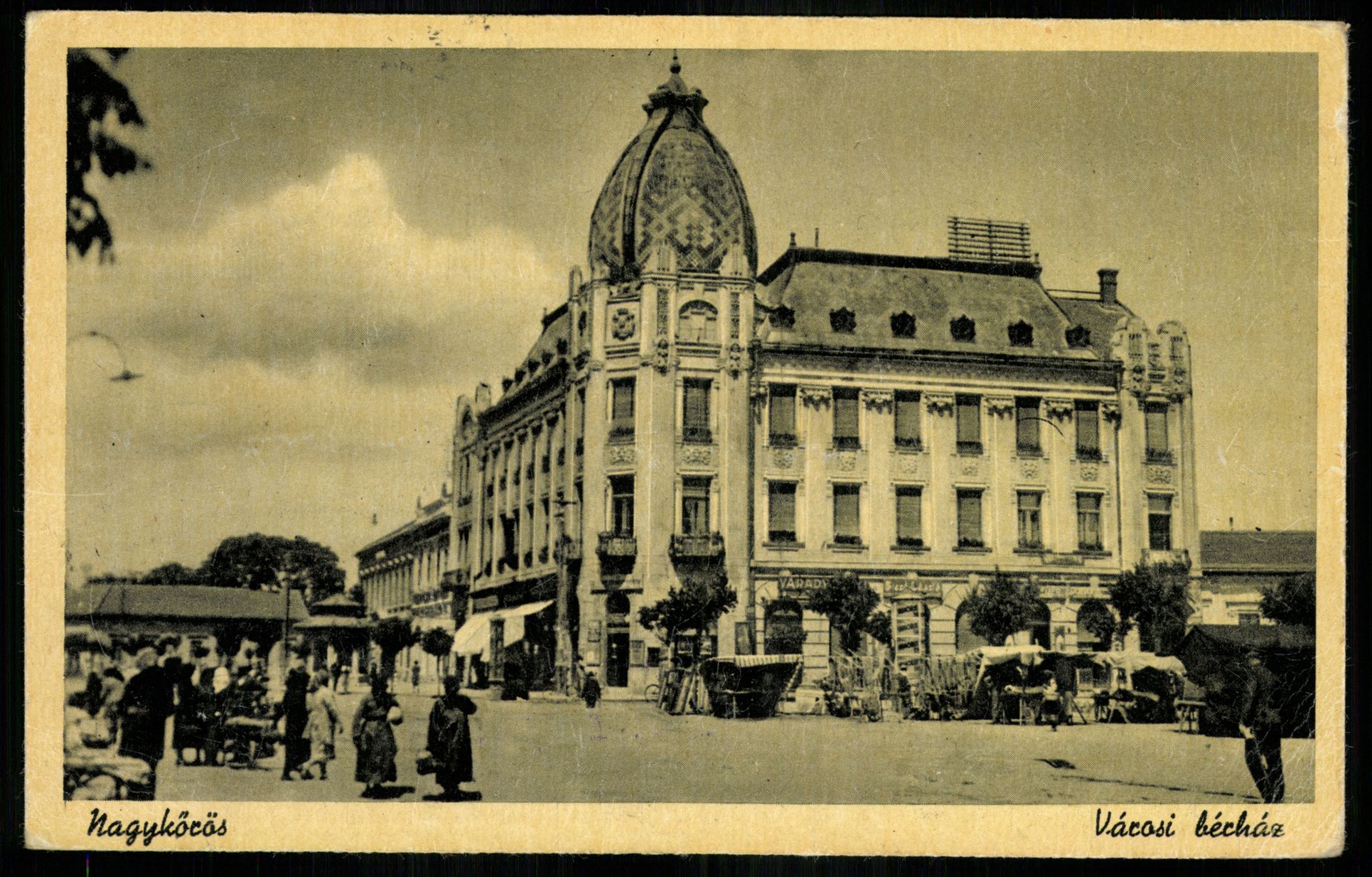 Nagykőrös; Városi bérház (Magyar Kereskedelmi és Vendéglátóipari Múzeum CC BY-NC-ND)