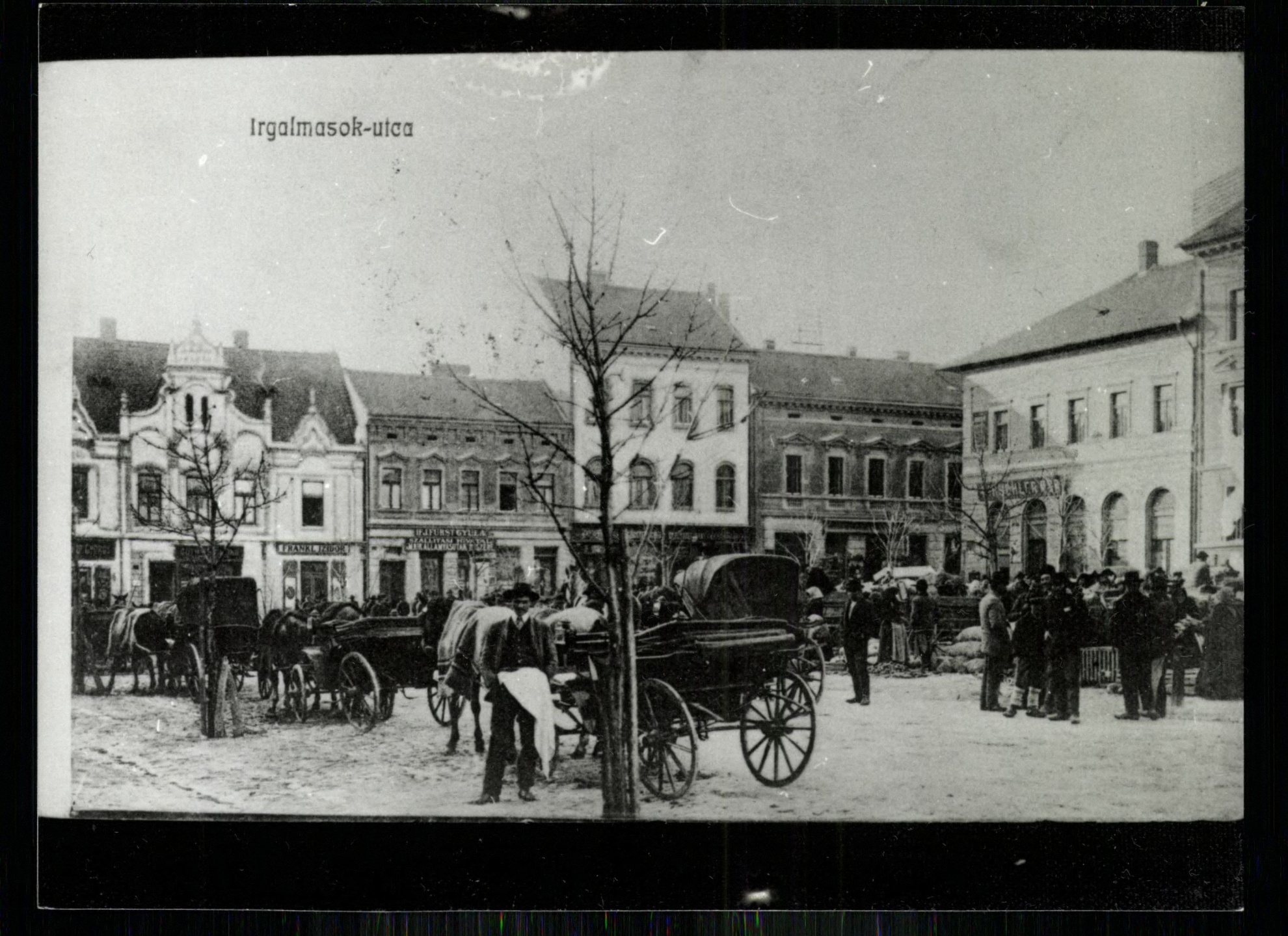 Pécs; Irgalmasok utcája (Magyar Kereskedelmi és Vendéglátóipari Múzeum CC BY-NC-ND)