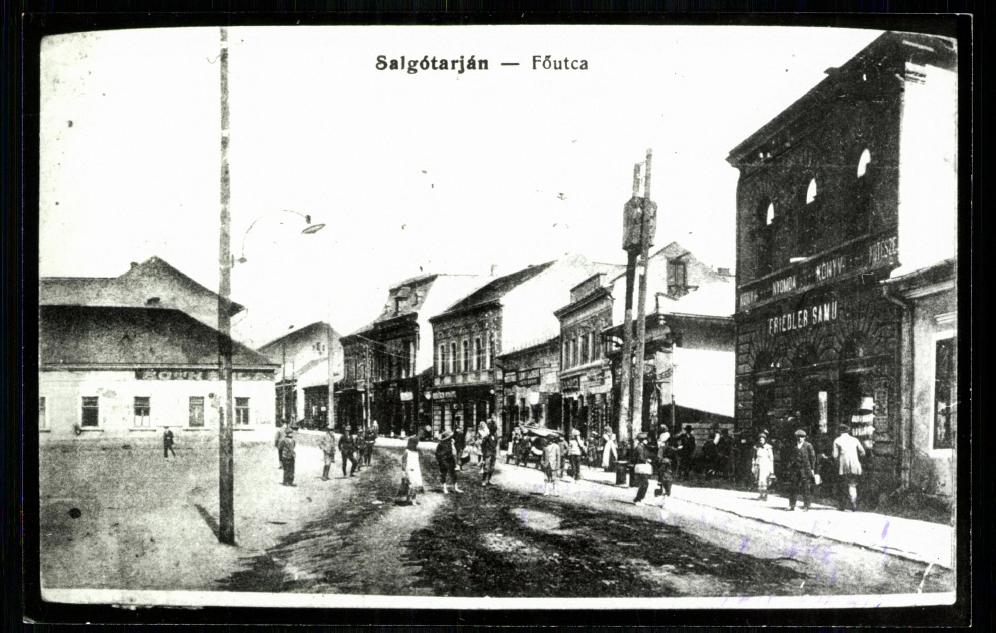 Salgótarján; Fő utca (Magyar Kereskedelmi és Vendéglátóipari Múzeum CC BY-NC-ND)