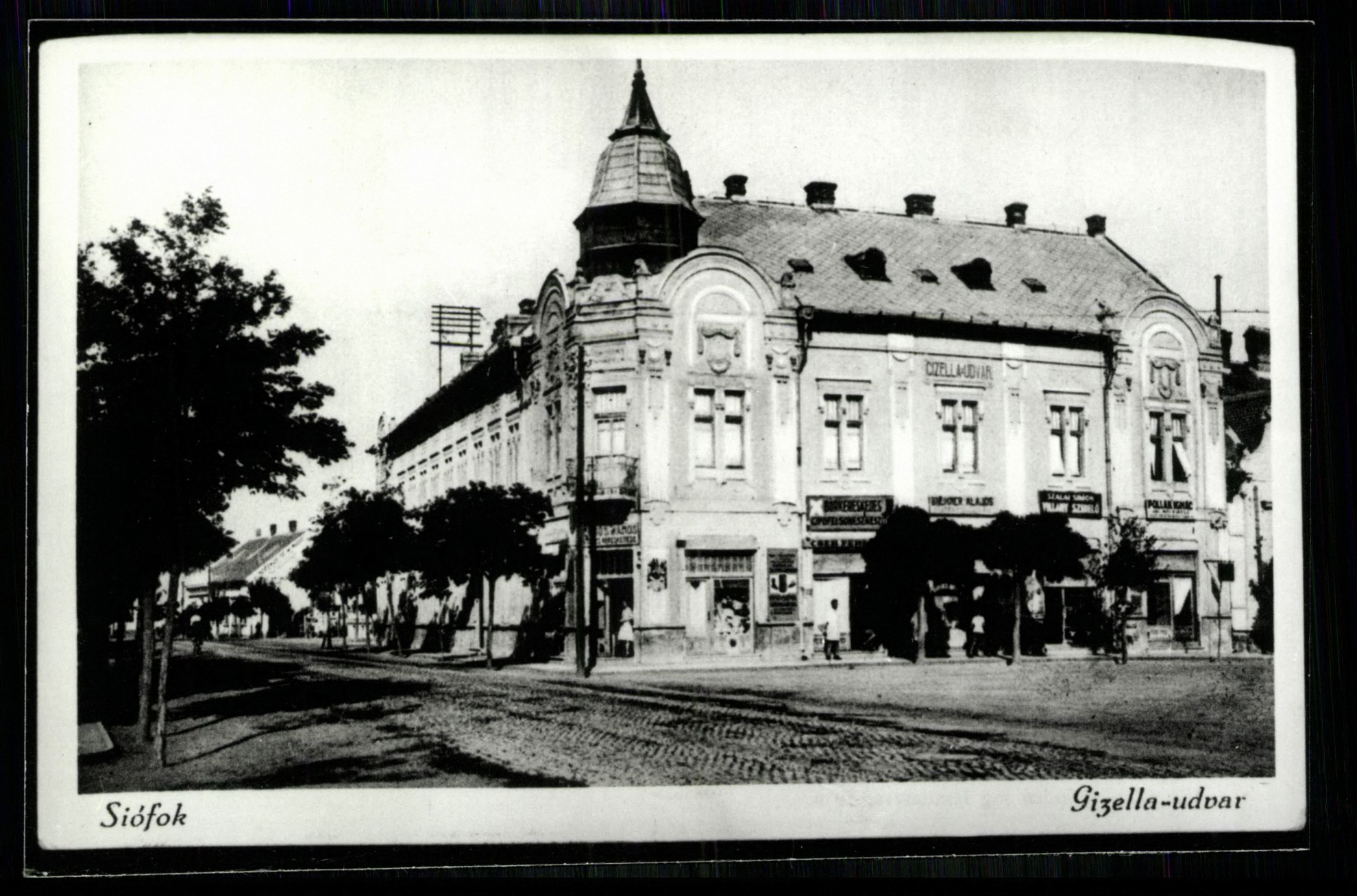 Siófok; Gizella udvar (Magyar Kereskedelmi és Vendéglátóipari Múzeum CC BY-NC-ND)