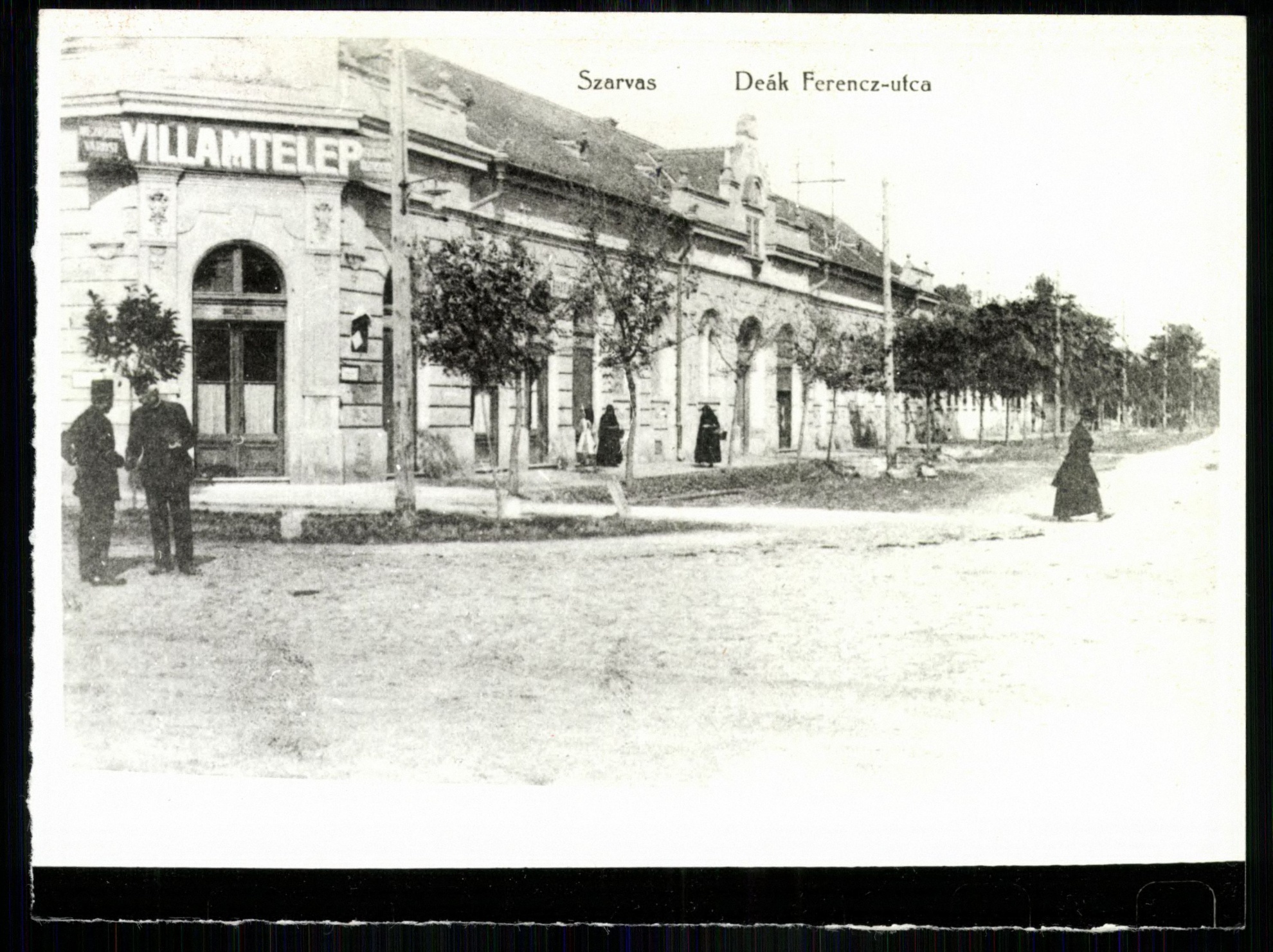Szarvas; Deák Ferenc utca (Magyar Kereskedelmi és Vendéglátóipari Múzeum CC BY-NC-ND)