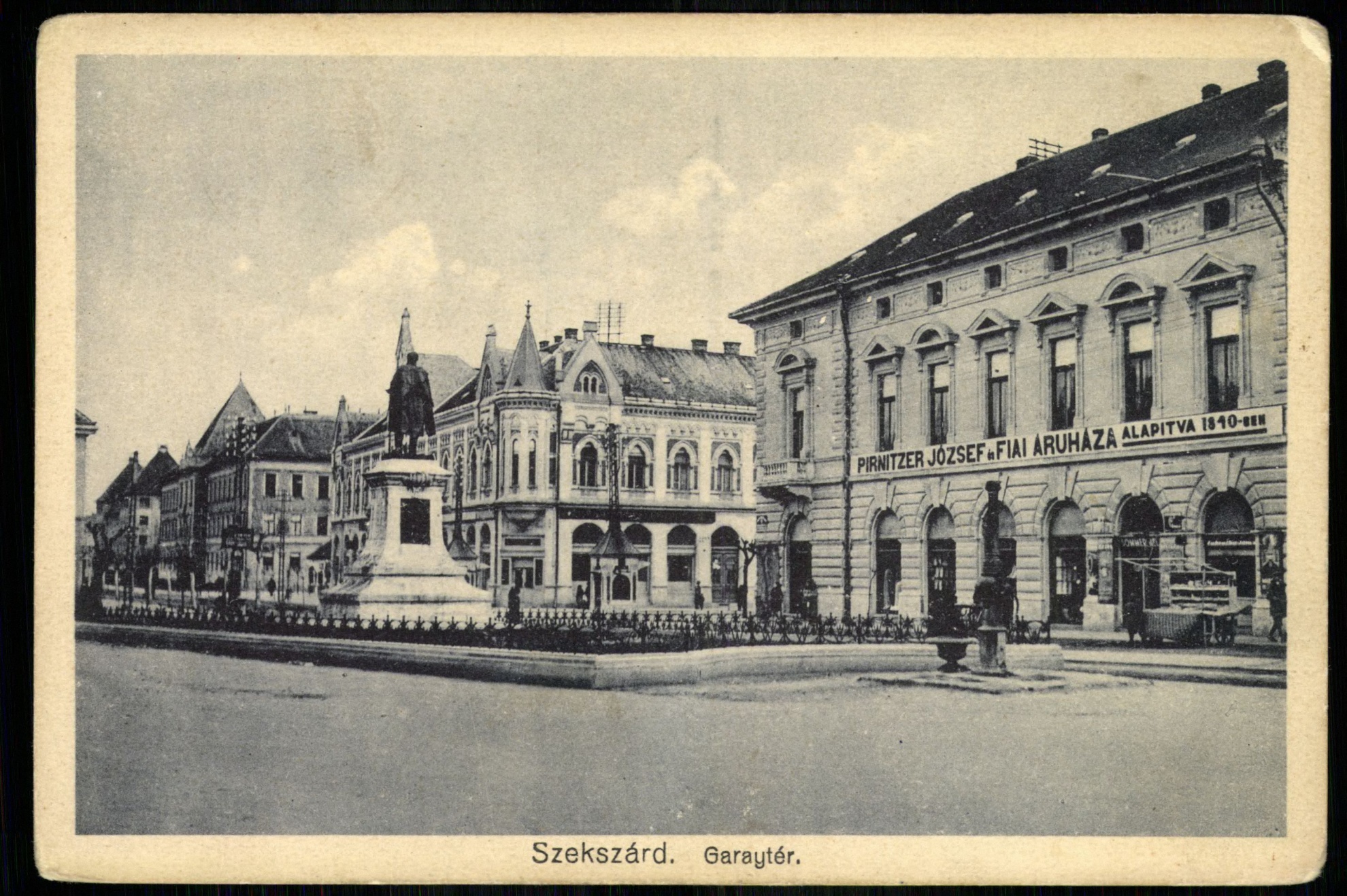 Szekszárd; Garay tér (Magyar Kereskedelmi és Vendéglátóipari Múzeum CC BY-NC-ND)