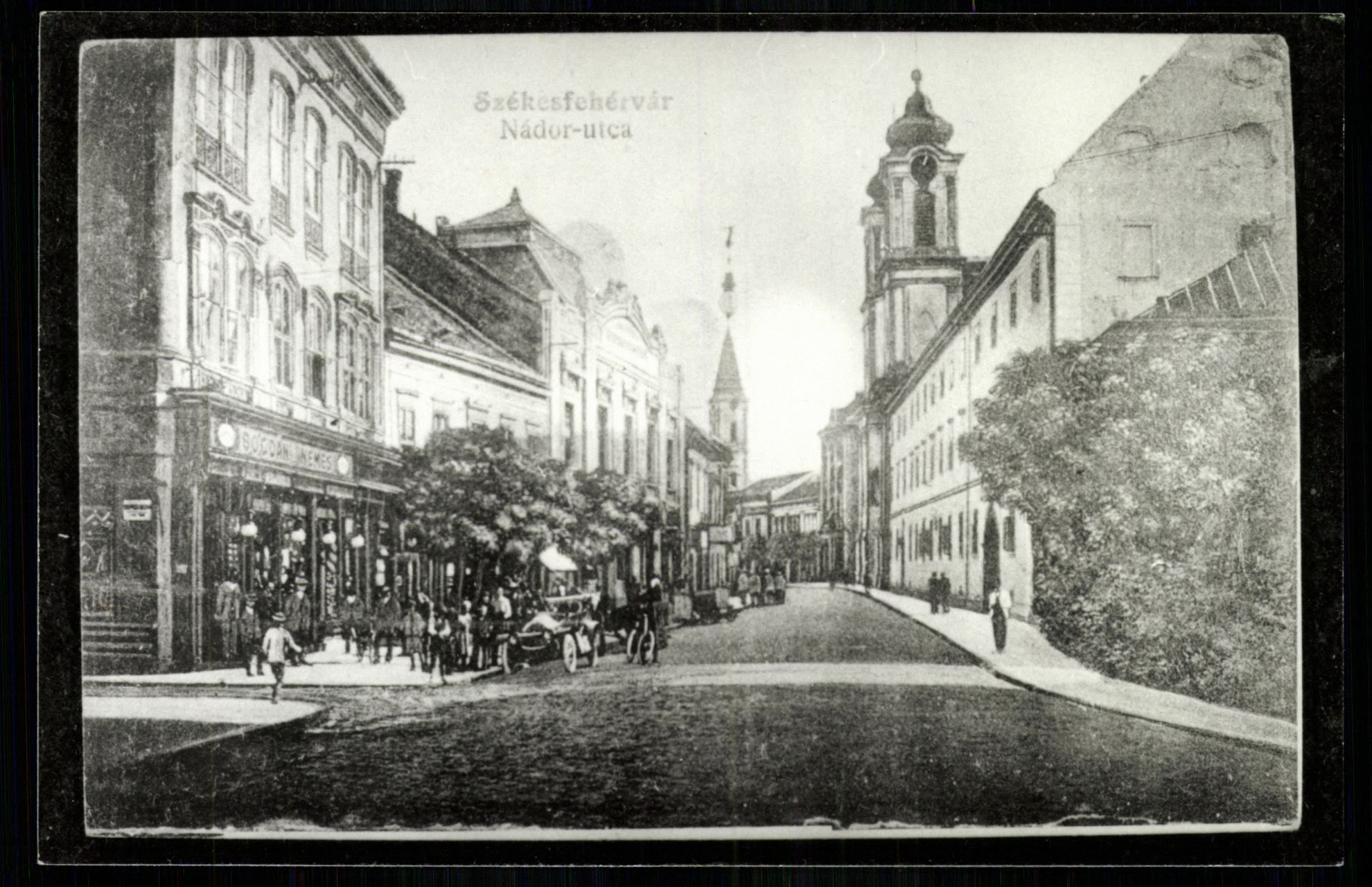 Székesfehérvár; Nádor utca (Magyar Kereskedelmi és Vendéglátóipari Múzeum CC BY-NC-ND)