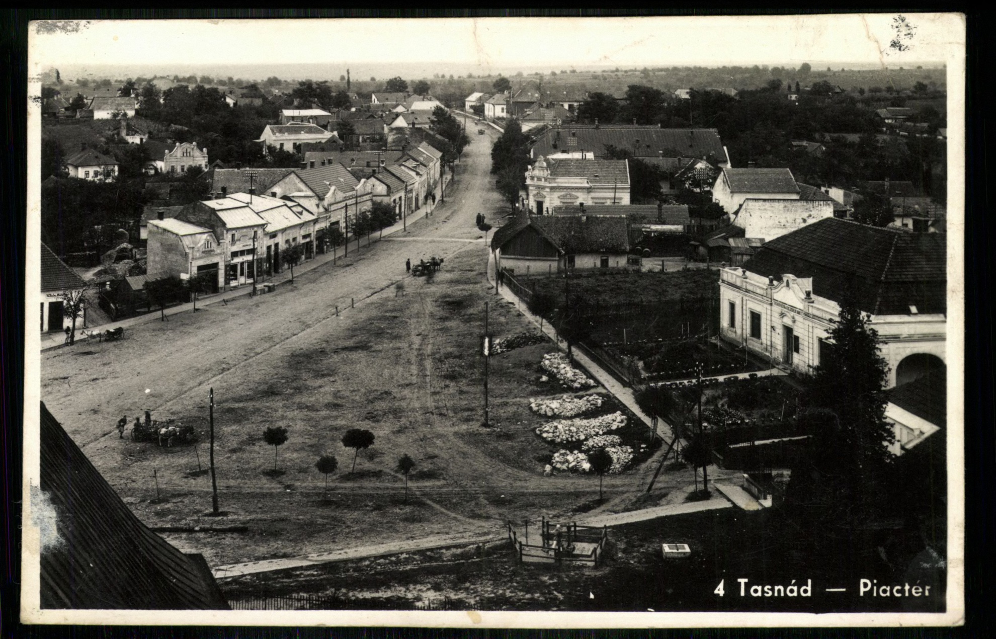 Tasnád; Piactér (Magyar Kereskedelmi és Vendéglátóipari Múzeum CC BY-NC-ND)
