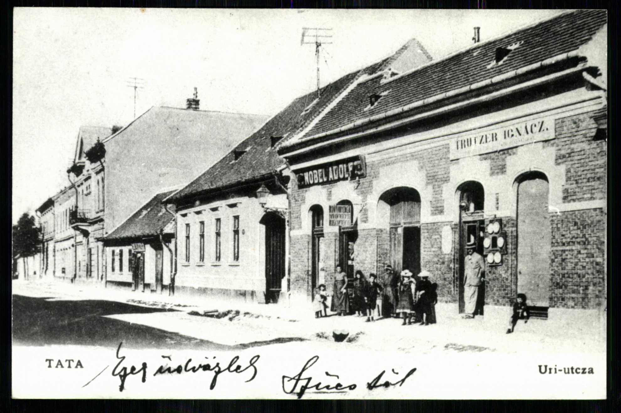 Tata; Uri utca (Magyar Kereskedelmi és Vendéglátóipari Múzeum CC BY-NC-ND)