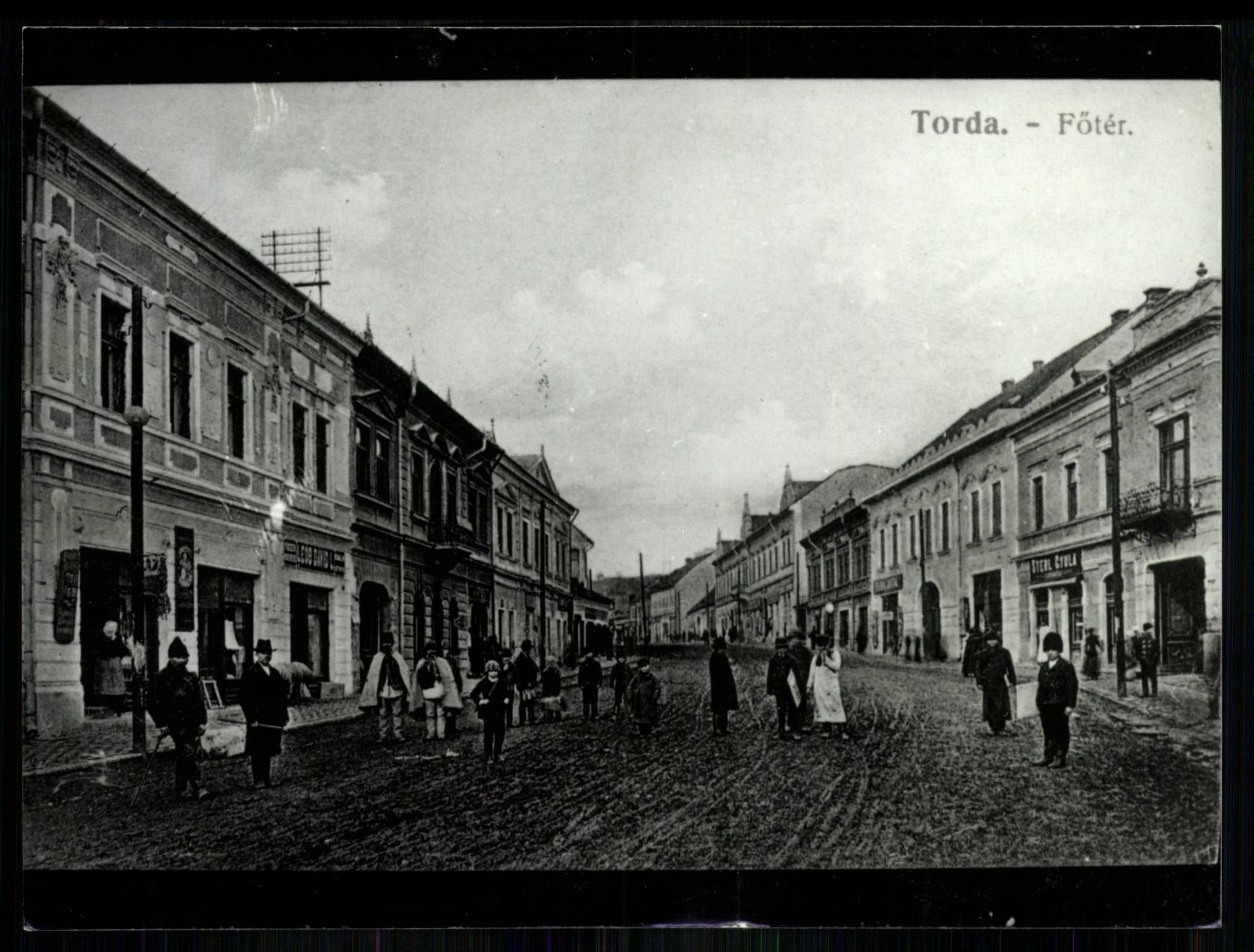 Torda; Főtér (Magyar Kereskedelmi és Vendéglátóipari Múzeum CC BY-NC-ND)