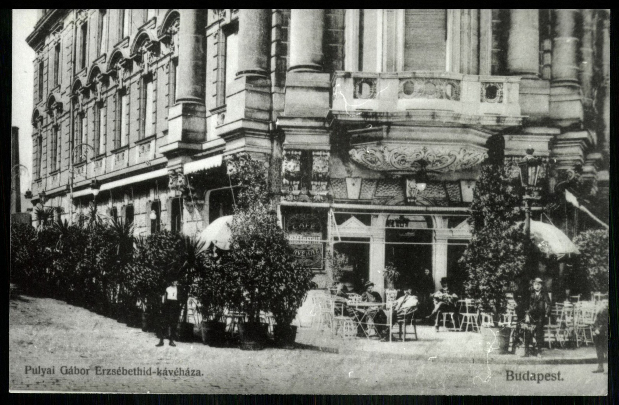 Pulyai Gábor Erzsébethíd kávéháza, Budapest (Magyar Kereskedelmi és Vendéglátóipari Múzeum CC BY-NC-ND)