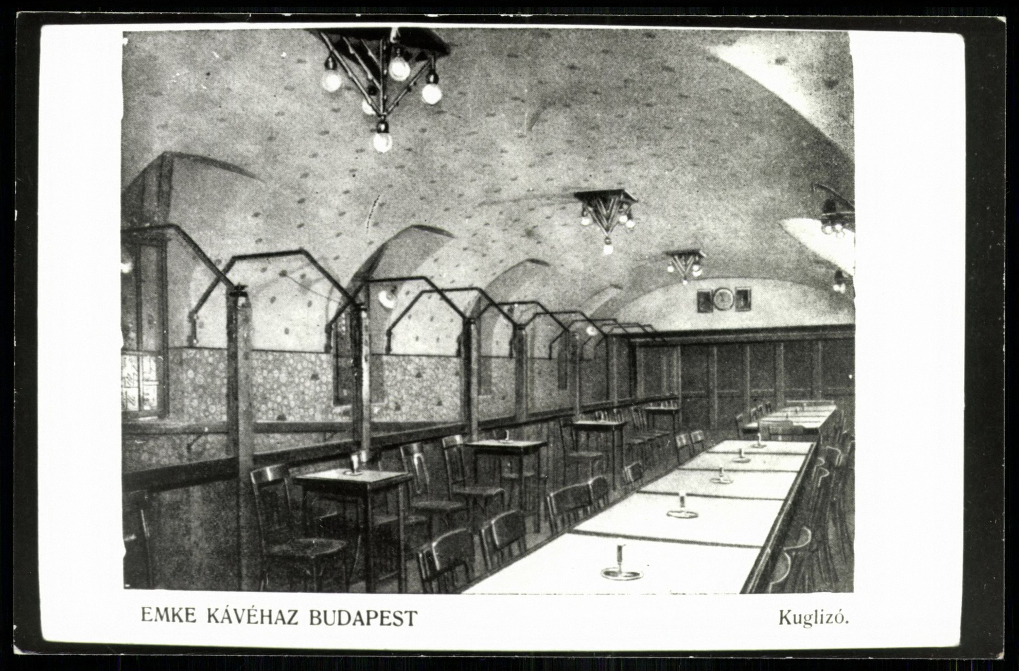 EMKE Kávéház, Budapest. Kuglizó (Magyar Kereskedelmi és Vendéglátóipari Múzeum CC BY-NC-ND)