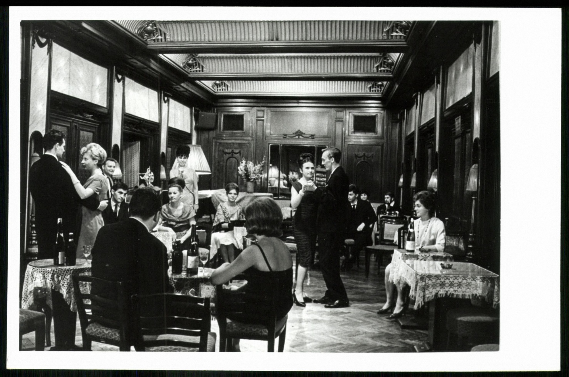 A volt New York, ma Hungária Kávéház bárja (Magyar Kereskedelmi és Vendéglátóipari Múzeum CC BY-NC-ND)