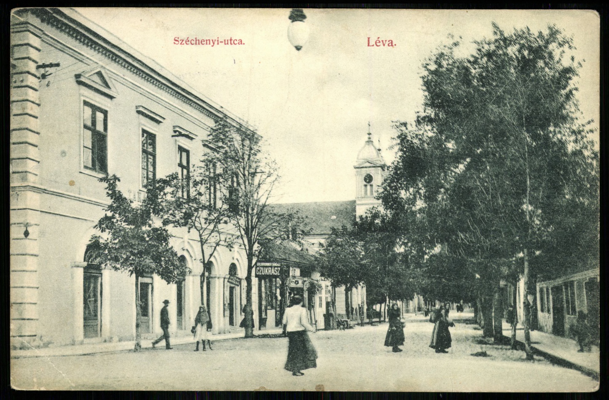 Léva Széchenyi utca. Cukrász (Magyar Kereskedelmi és Vendéglátóipari Múzeum CC BY-NC-ND)