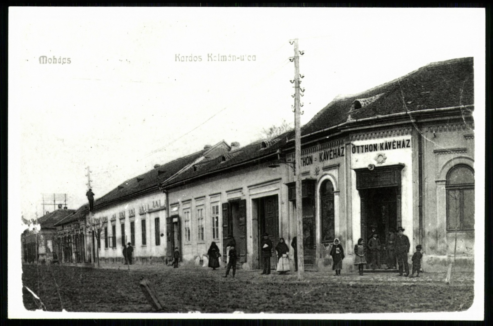 Moson Fő utca (Magyar Kereskedelmi és Vendéglátóipari Múzeum CC BY-NC-ND)