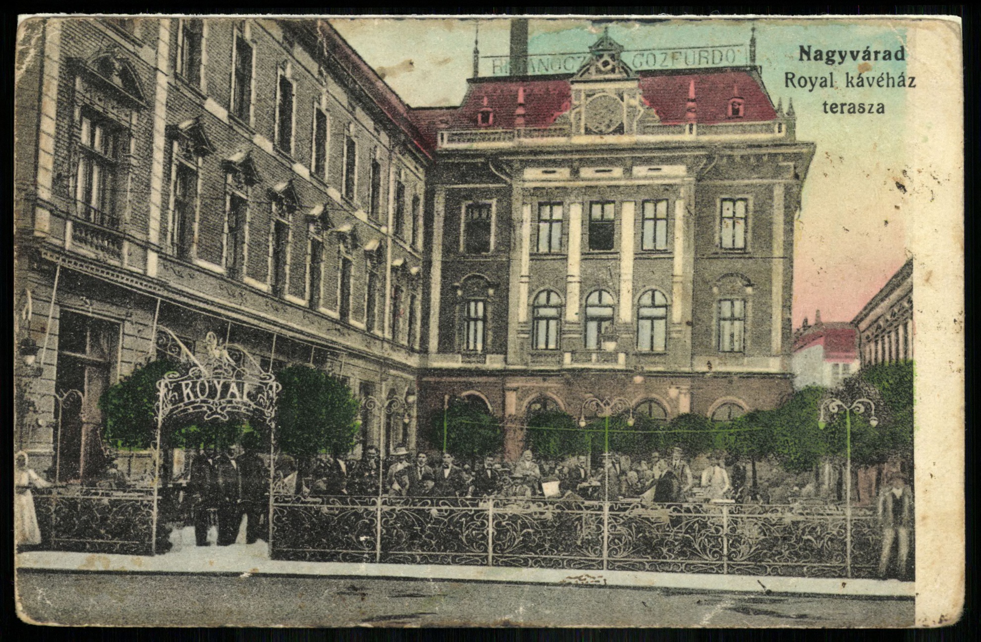 Nagyvárad Horthy Miklós tér. Cafeei Palace (Magyar Kereskedelmi és Vendéglátóipari Múzeum CC BY-NC-ND)