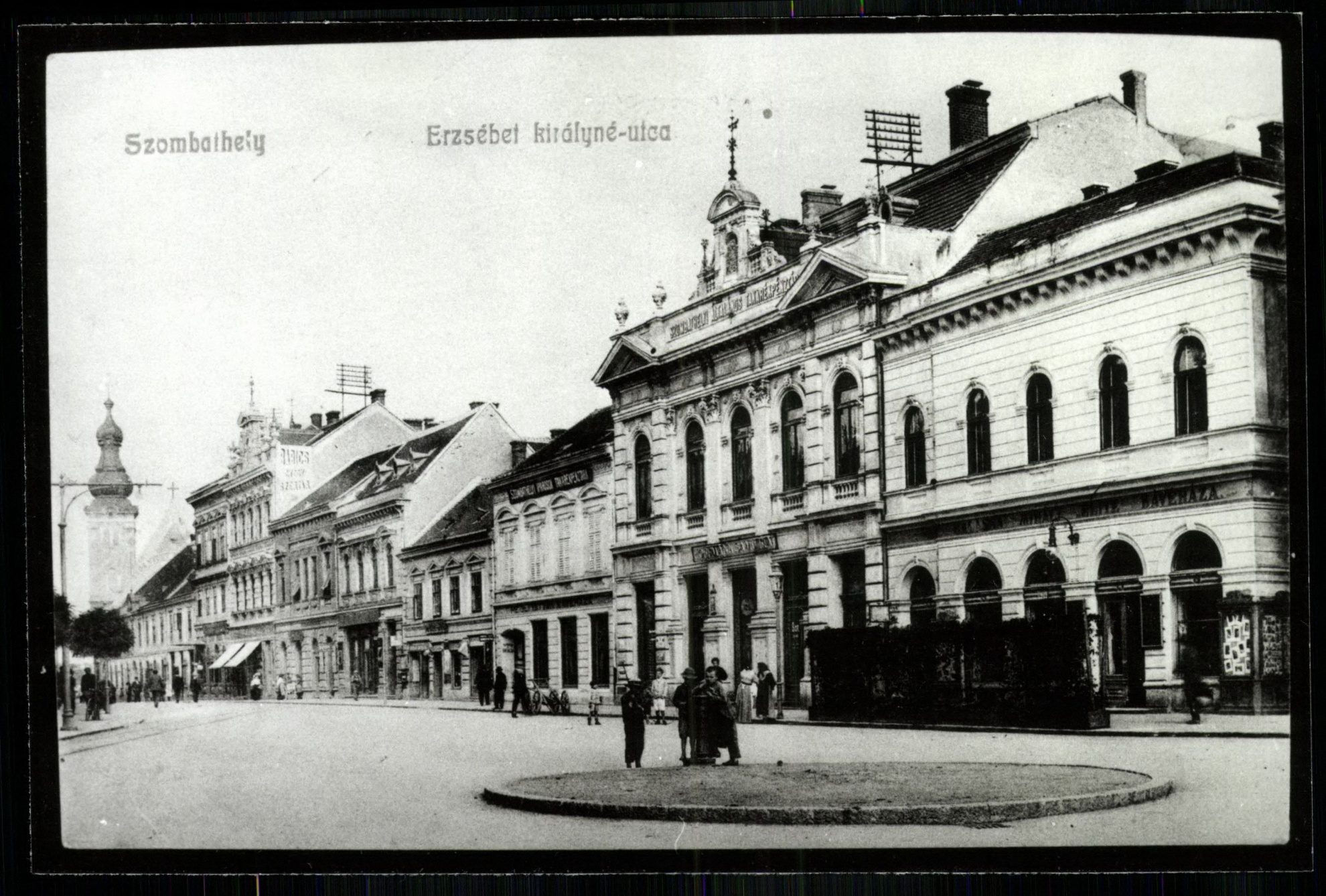 Szombathely Sabári kávéház belseje (Magyar Kereskedelmi és Vendéglátóipari Múzeum CC BY-NC-ND)