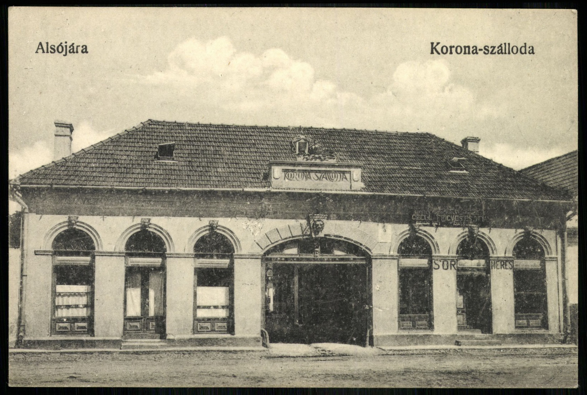 Alsójára Korona-szálloda (Magyar Kereskedelmi és Vendéglátóipari Múzeum CC BY-NC-ND)