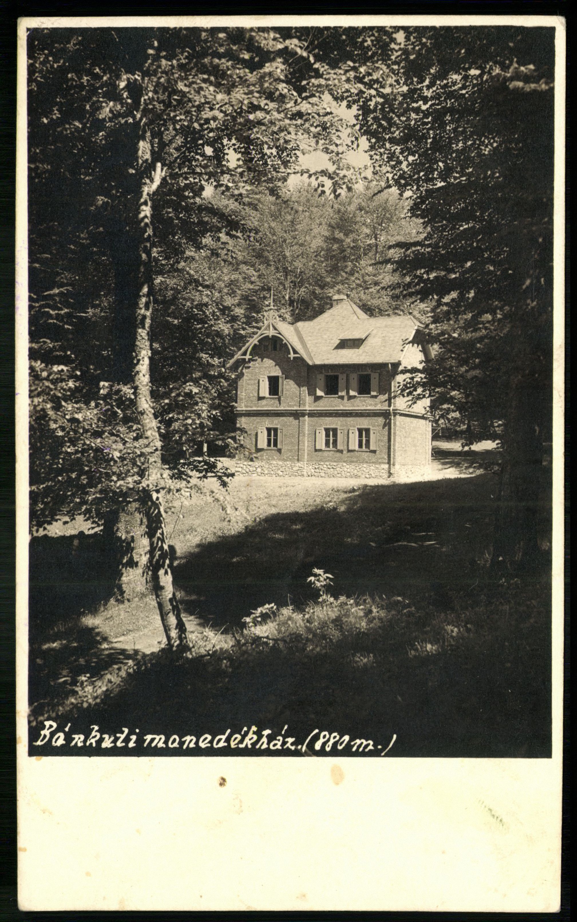 Bánkút Menedékház (880 m) (Magyar Kereskedelmi és Vendéglátóipari Múzeum CC BY-NC-ND)