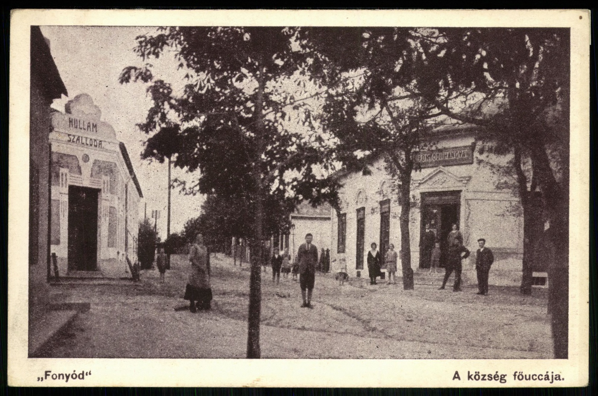 Fonyód A község főutcája. Hullám szálloda (Magyar Kereskedelmi és Vendéglátóipari Múzeum CC BY-NC-ND)