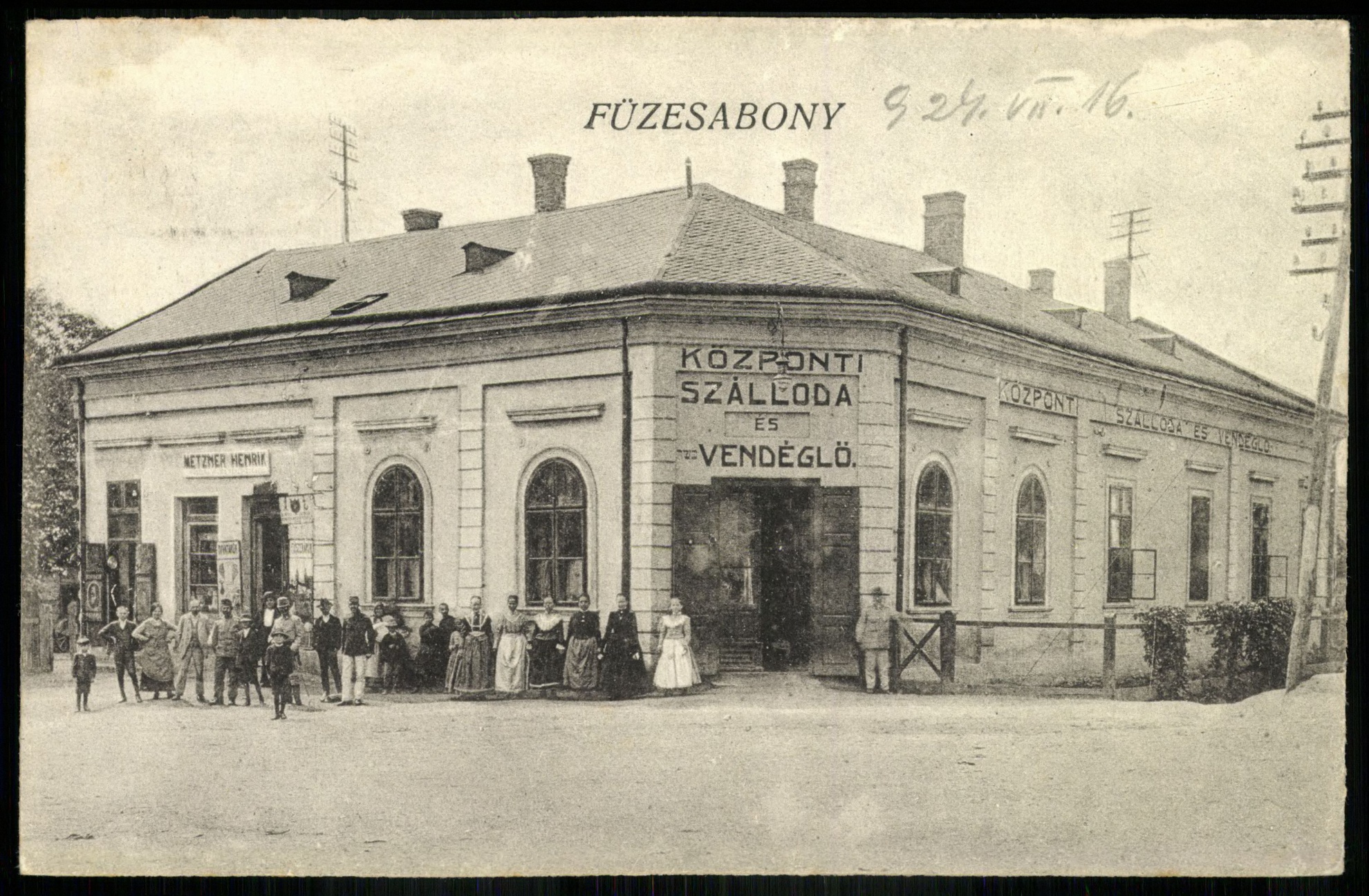 Füzesabony Központi szálloda és vendéglő (Magyar Kereskedelmi és Vendéglátóipari Múzeum CC BY-NC-ND)