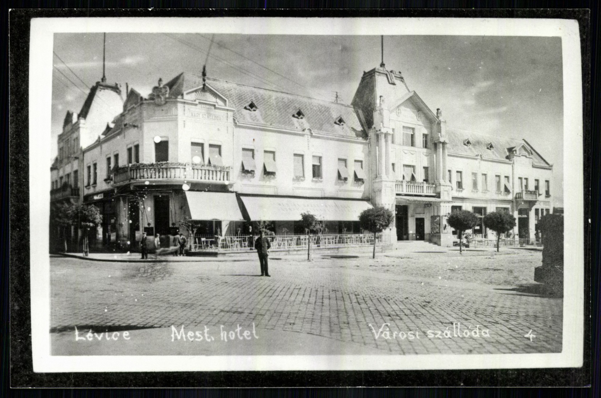 Léva Városi szálloda (Magyar Kereskedelmi és Vendéglátóipari Múzeum CC BY-NC-ND)