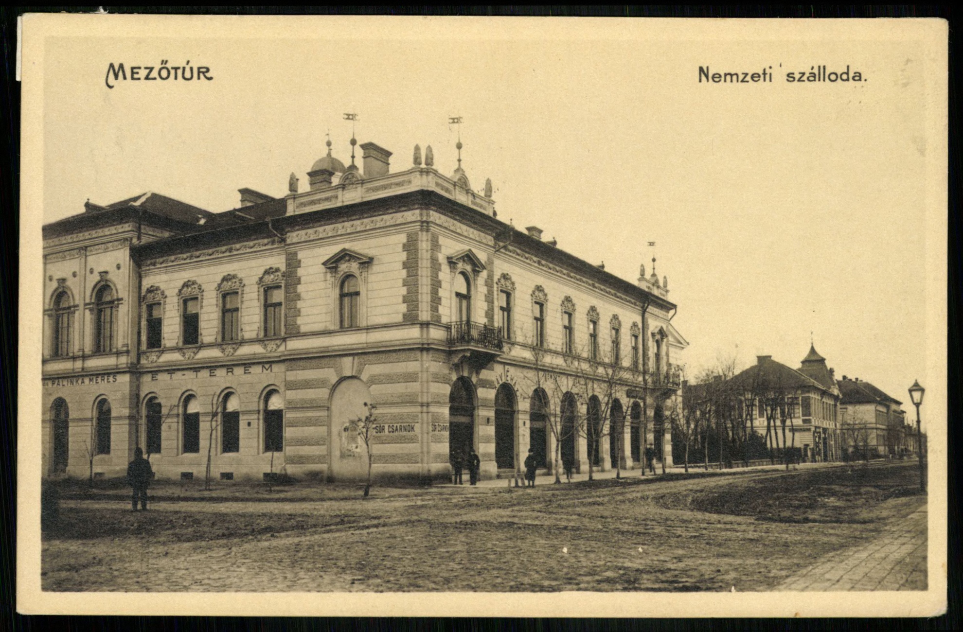 Mezőtúr Nemzeti szálloda (Magyar Kereskedelmi és Vendéglátóipari Múzeum CC BY-NC-ND)