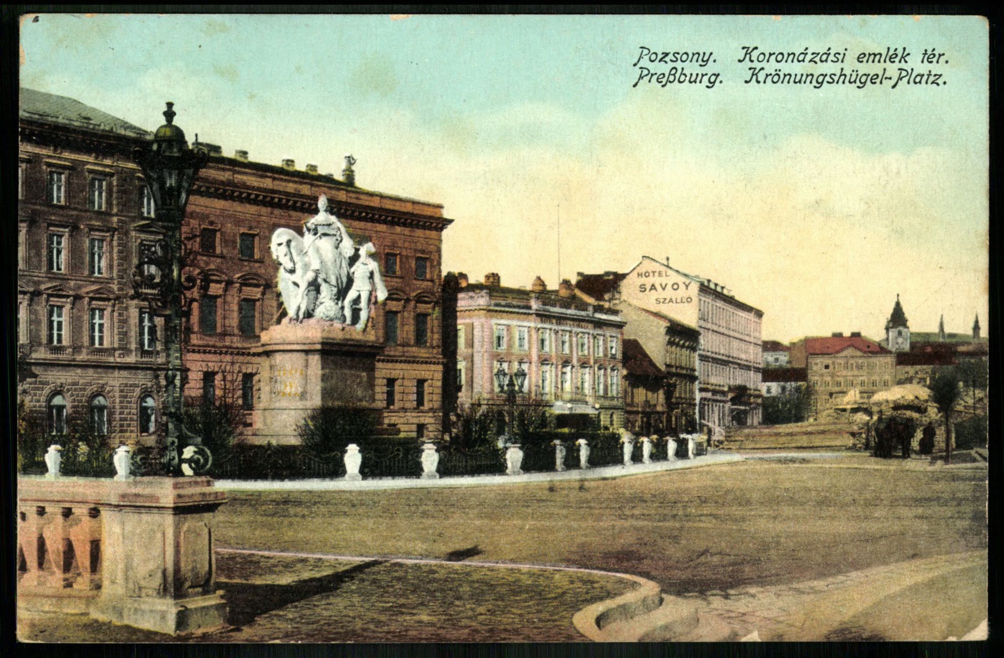 Pozsony Koronázási emlék tér. Hotel Savoy Szálló (Magyar Kereskedelmi és Vendéglátóipari Múzeum CC BY-NC-ND)