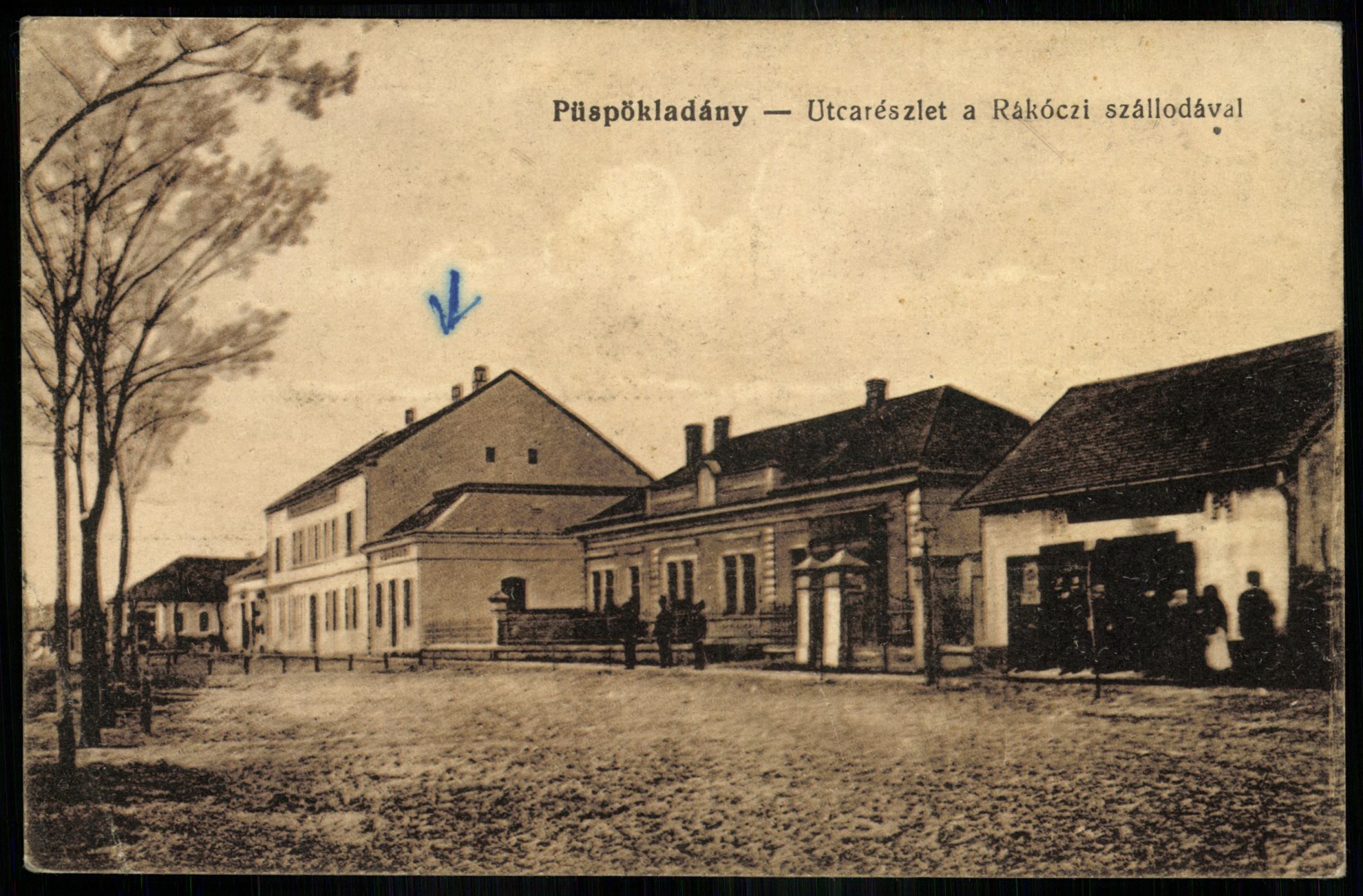 Püspökladány Utcarészlet a Rákóczi szállodával (Magyar Kereskedelmi és Vendéglátóipari Múzeum CC BY-NC-ND)