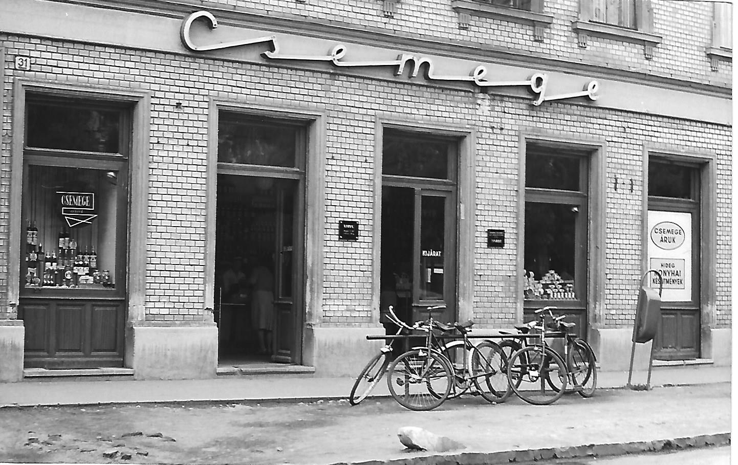 Csemege Bolt  - Szombathely (Magyar Kereskedelmi és Vendéglátóipari Múzeum CC BY-NC-ND)