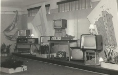 iparcikk bolt Nyíracsád 1963. (Magyar Kereskedelmi és Vendéglátóipari Múzeum CC BY-NC-ND)