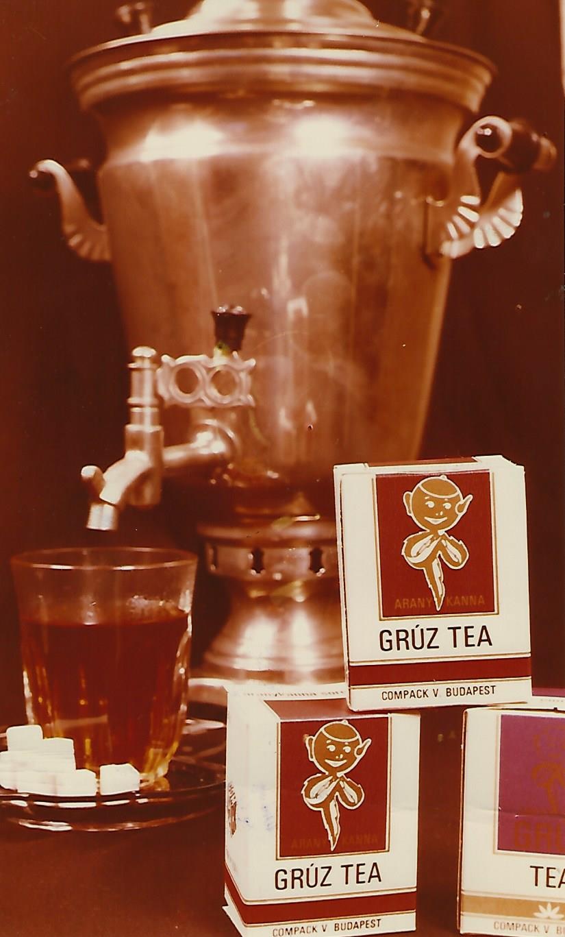 Compack tea reklám 1979. (Magyar Kereskedelmi és Vendéglátóipari Múzeum CC BY-NC-ND)