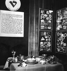 Egykori MKVM vendéglátóipari kiállítás Budapest 1972. (Magyar Kereskedelmi és Vendéglátóipari Múzeum CC BY-NC-ND)