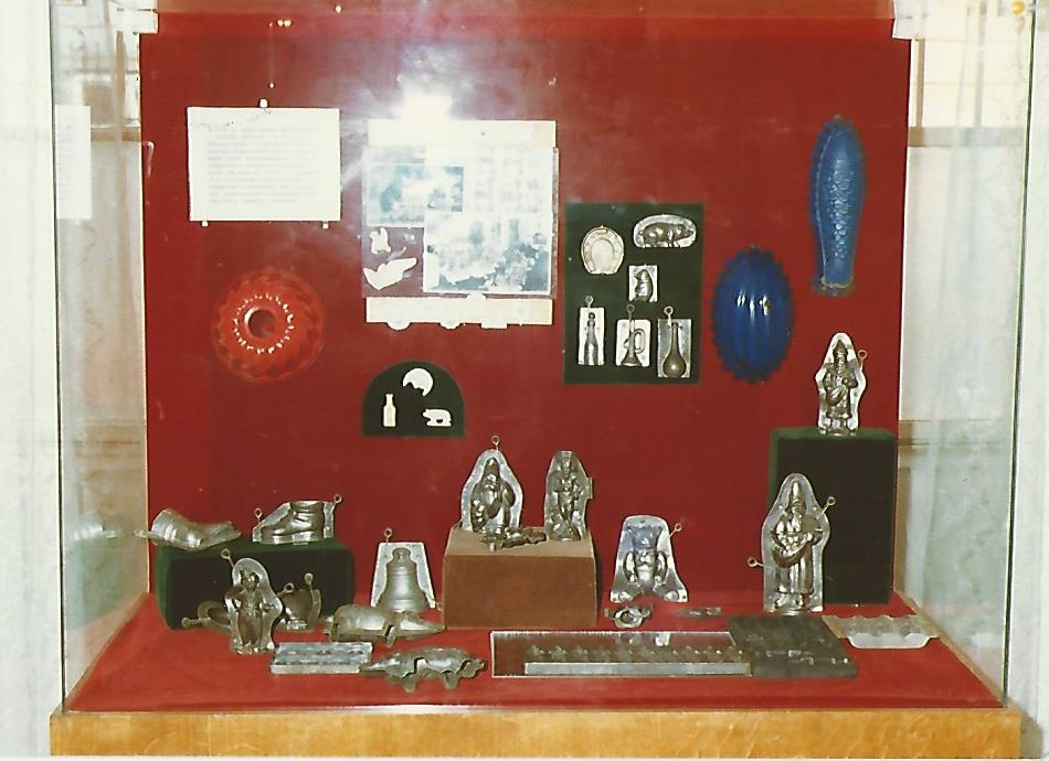Egykori MKVM vendéglátóipari kiállítás Budapest 1983. (Magyar Kereskedelmi és Vendéglátóipari Múzeum CC BY-NC-ND)
