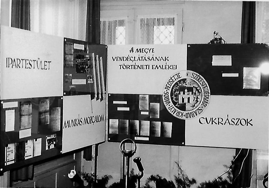 Egykori MVM vendéglátóipari kiállítás Székesfehérvár 1966. (Magyar Kereskedelmi és Vendéglátóipari Múzeum CC BY-NC-ND)