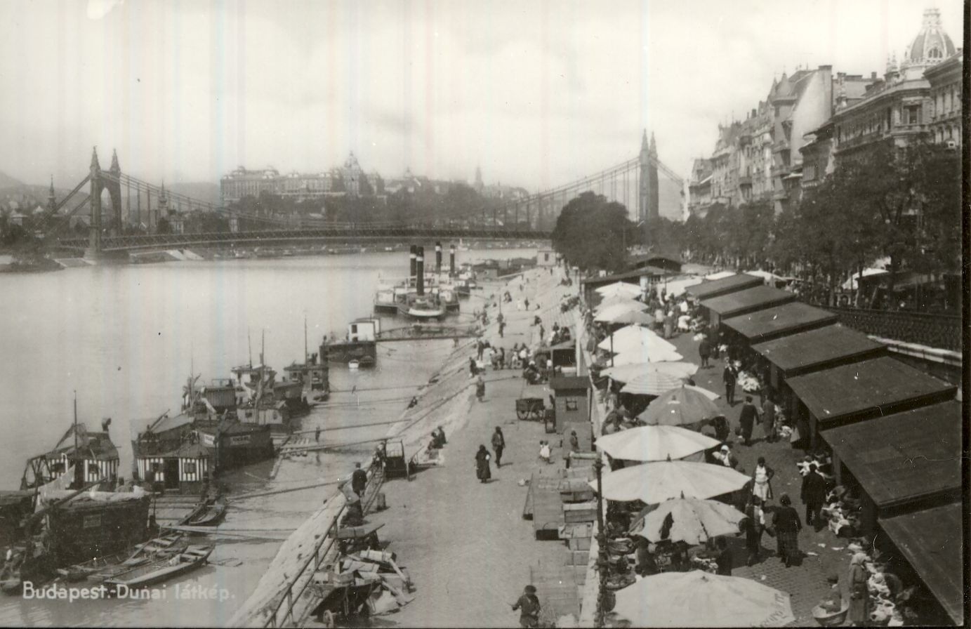 Piac a Dunaparton Budapest 1925. (Magyar Kereskedelmi és Vendéglátóipari Múzeum CC BY-NC-ND)