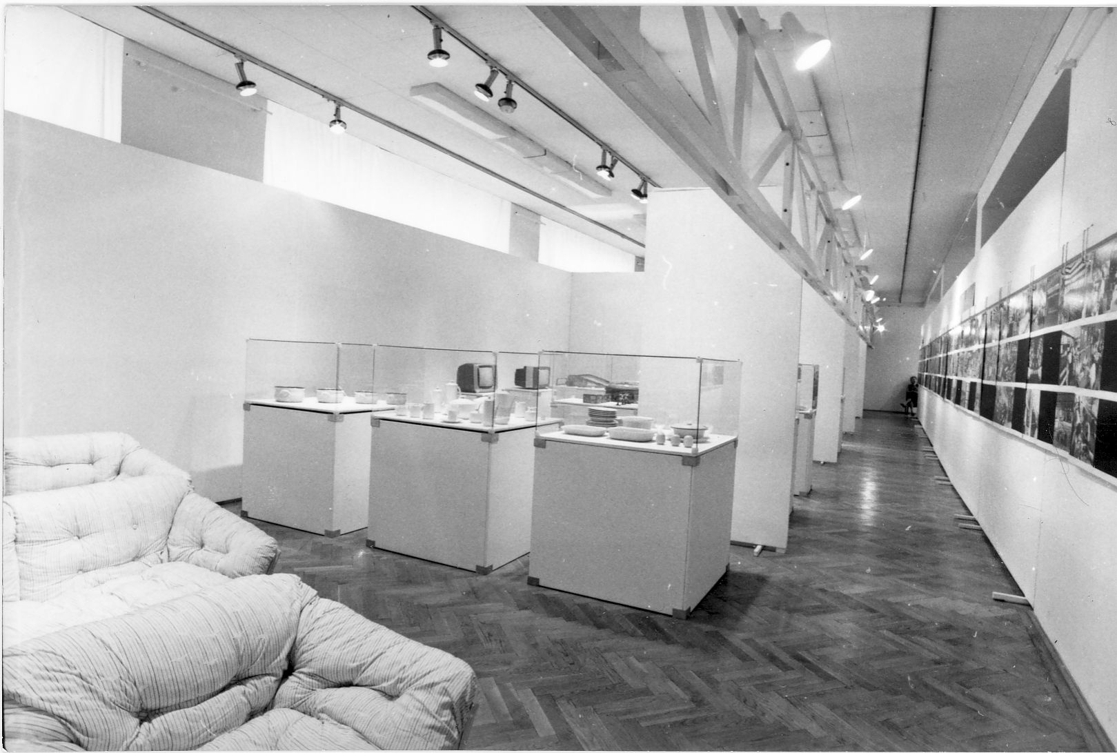 Egykori kereskedelmi kiállítás-MKVM 1985. (Magyar Kereskedelmi és Vendéglátóipari Múzeum CC BY-NC-ND)