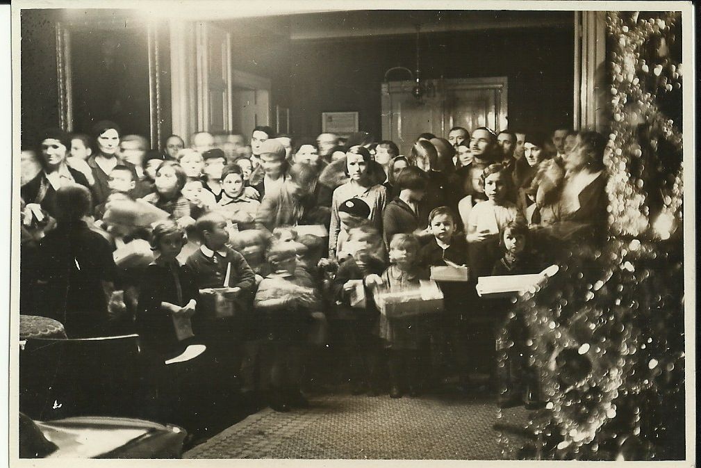 Magyar Köztisztviselők Szövetségének karácsonyi ünnepsége (Magyar Kereskedelmi és Vendéglátóipari Múzeum CC BY-NC-ND)