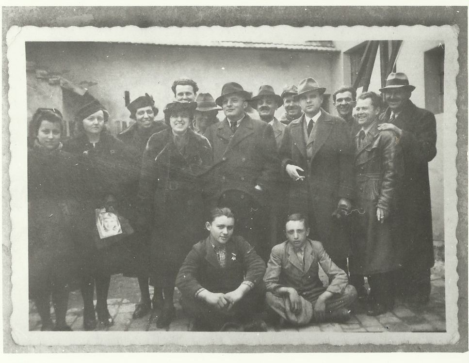 Beregi Orosházi Fűszerkereskedés alkalmazottai (Magyar Kereskedelmi és Vendéglátóipari Múzeum CC BY-NC-ND)