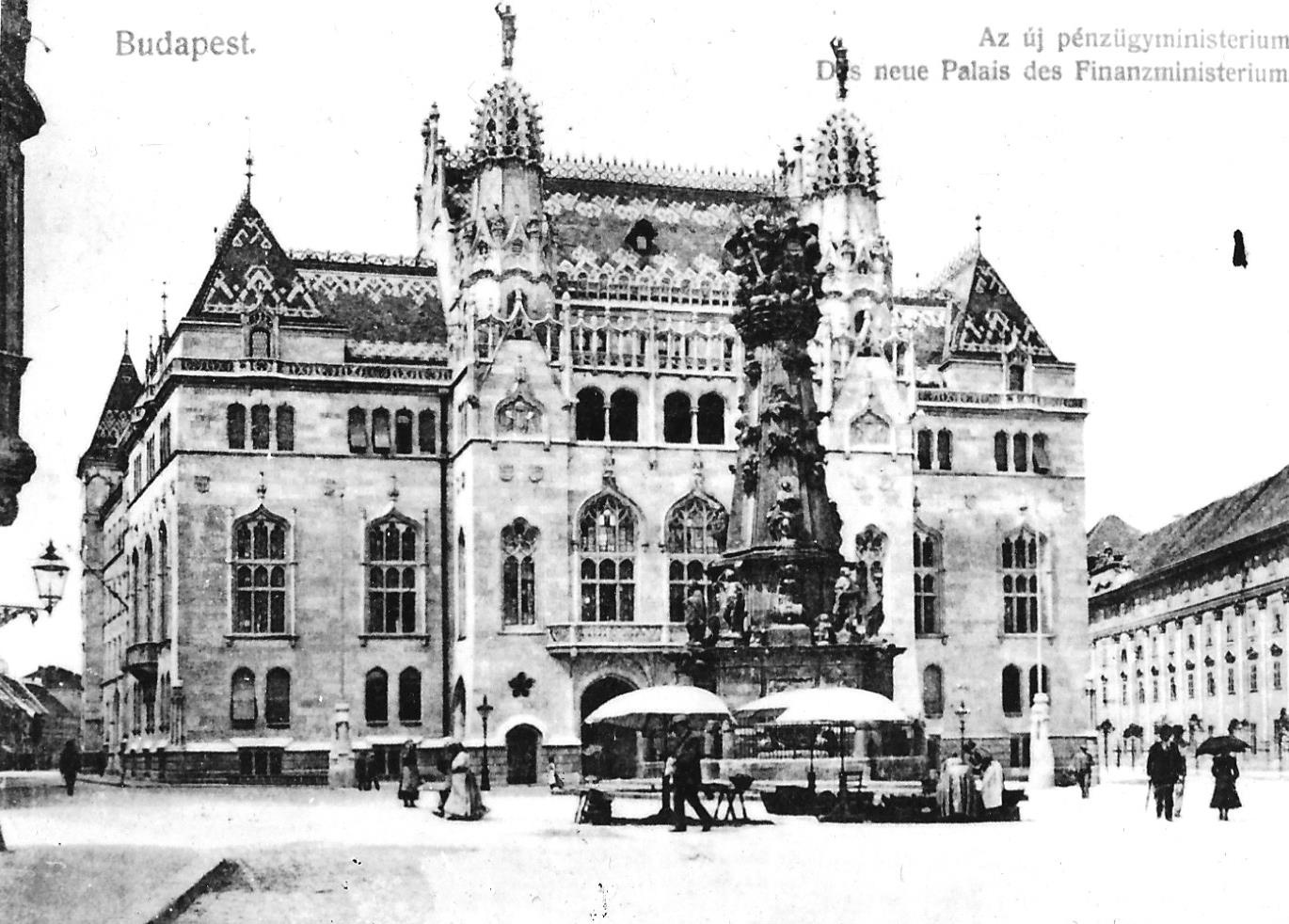 Pénzügyminisztérium épülete a Szentháromság téren Budapest 1904. (Magyar Kereskedelmi és Vendéglátóipari Múzeum CC BY-NC-ND)