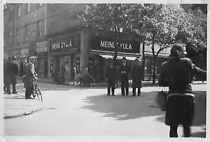 Meinl üzlet Győr 1945. (Magyar Kereskedelmi és Vendéglátóipari Múzeum CC BY-NC-ND)