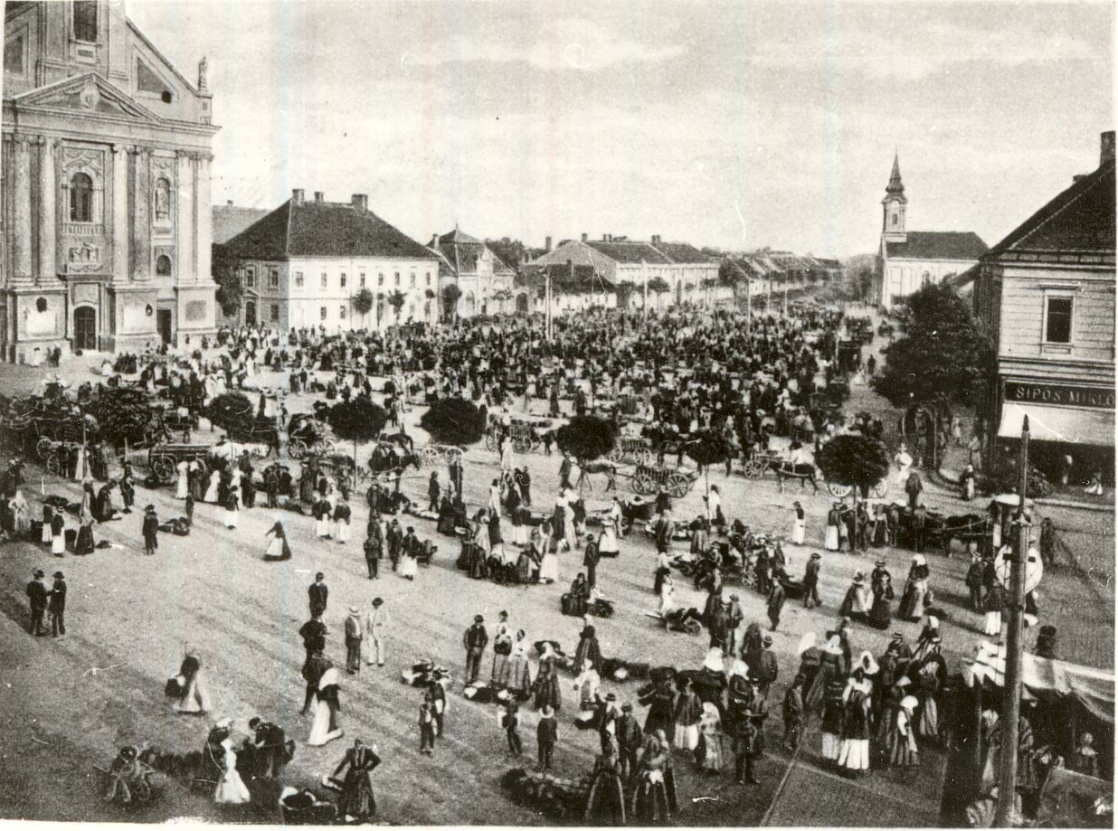 Piac Kecskeméten (Magyar Kereskedelmi és Vendéglátóipari Múzeum CC BY-NC-ND)