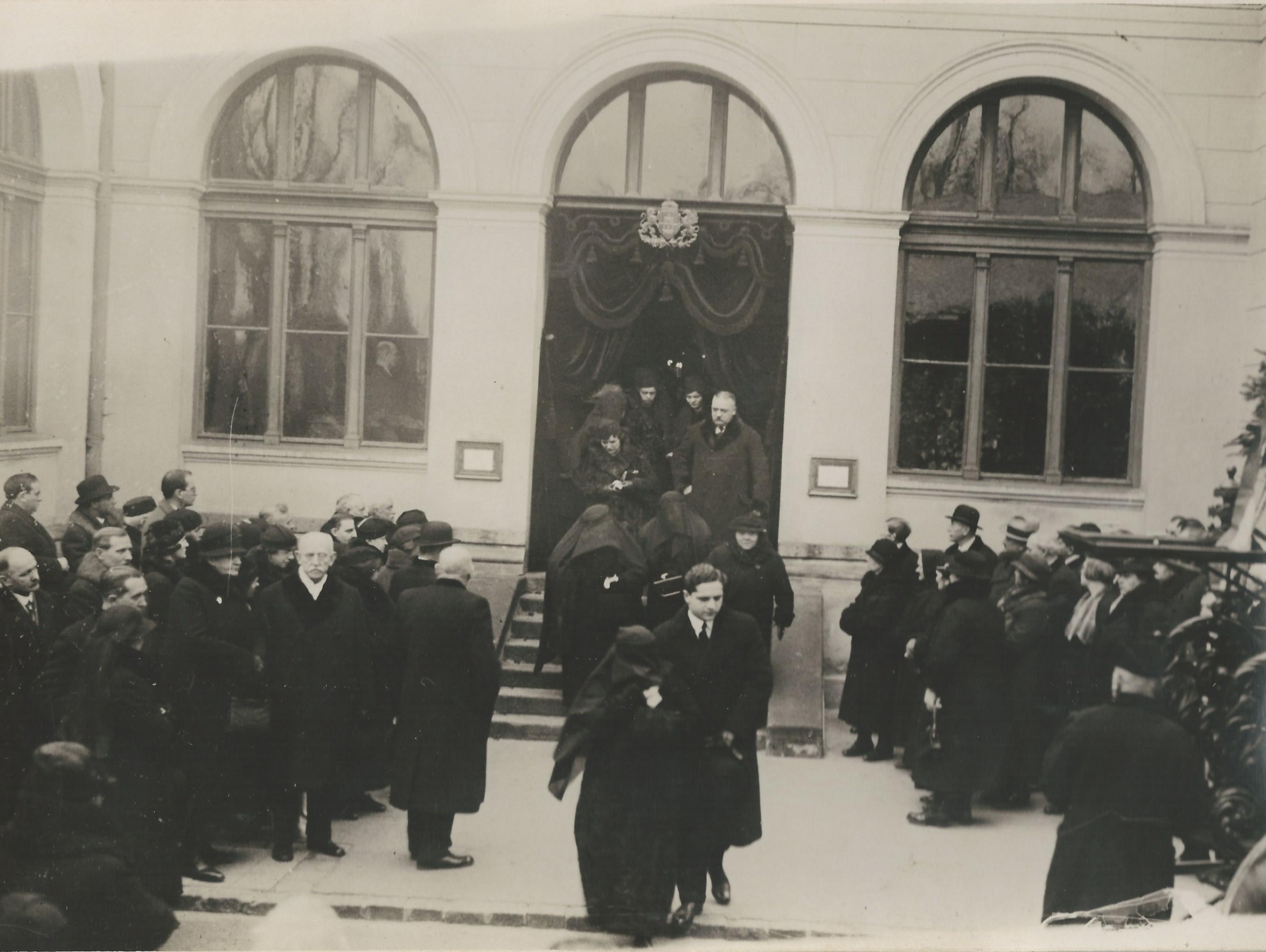 Oblesser Nándor József hentes temetése Budapest 1936. (Magyar Kereskedelmi és Vendéglátóipari Múzeum CC BY-NC-ND)