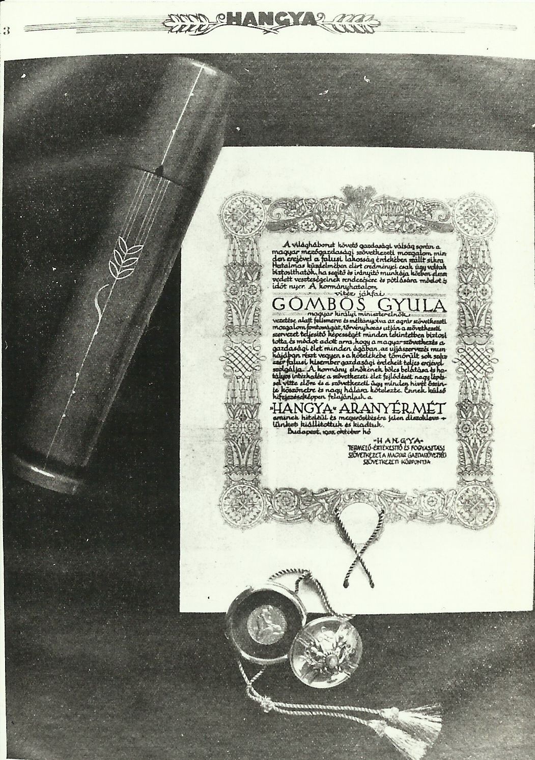 Hangya szövetkezet emlékérme a tanúsító okirattal Gömbös Gyulának 1936. (Magyar Kereskedelmi és Vendéglátóipari Múzeum CC BY-NC-ND)