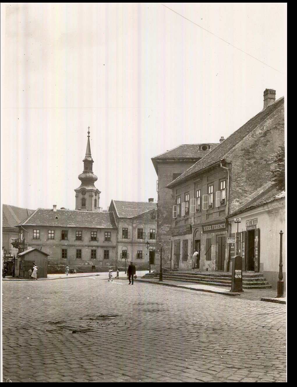 Tabáni utcarészlet (Magyar Kereskedelmi és Vendéglátóipari Múzeum CC BY-NC-SA)