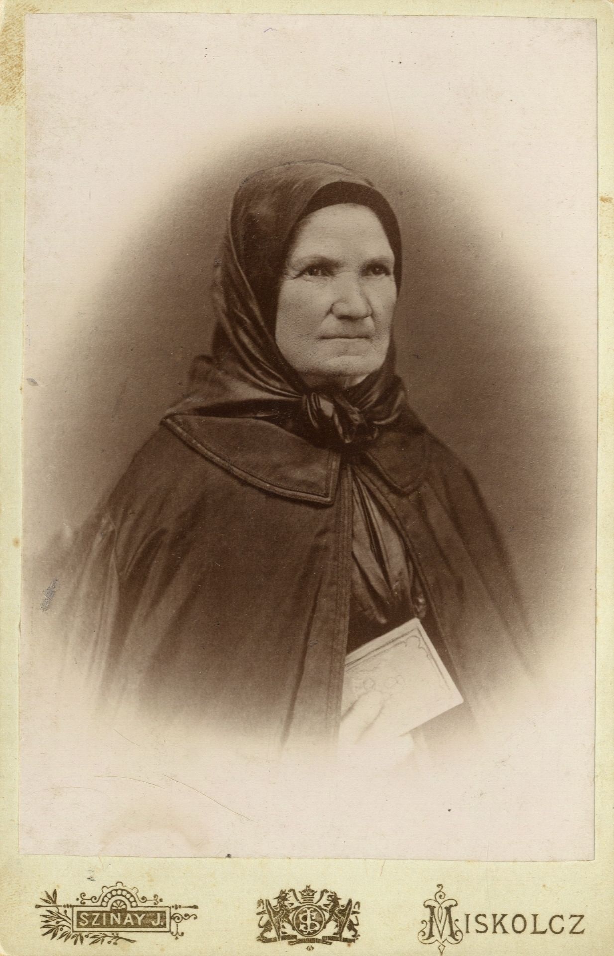 Lévay József édesanyjának fotója (Herman Ottó Múzeum, Miskolc CC BY-NC-SA)