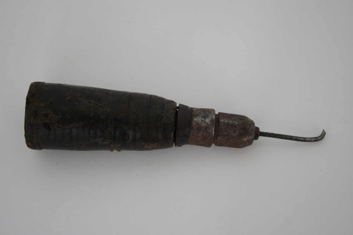 Riszt (rüszt) kaparó (Gömöri Múzeum, Putnok CC BY-NC-SA)