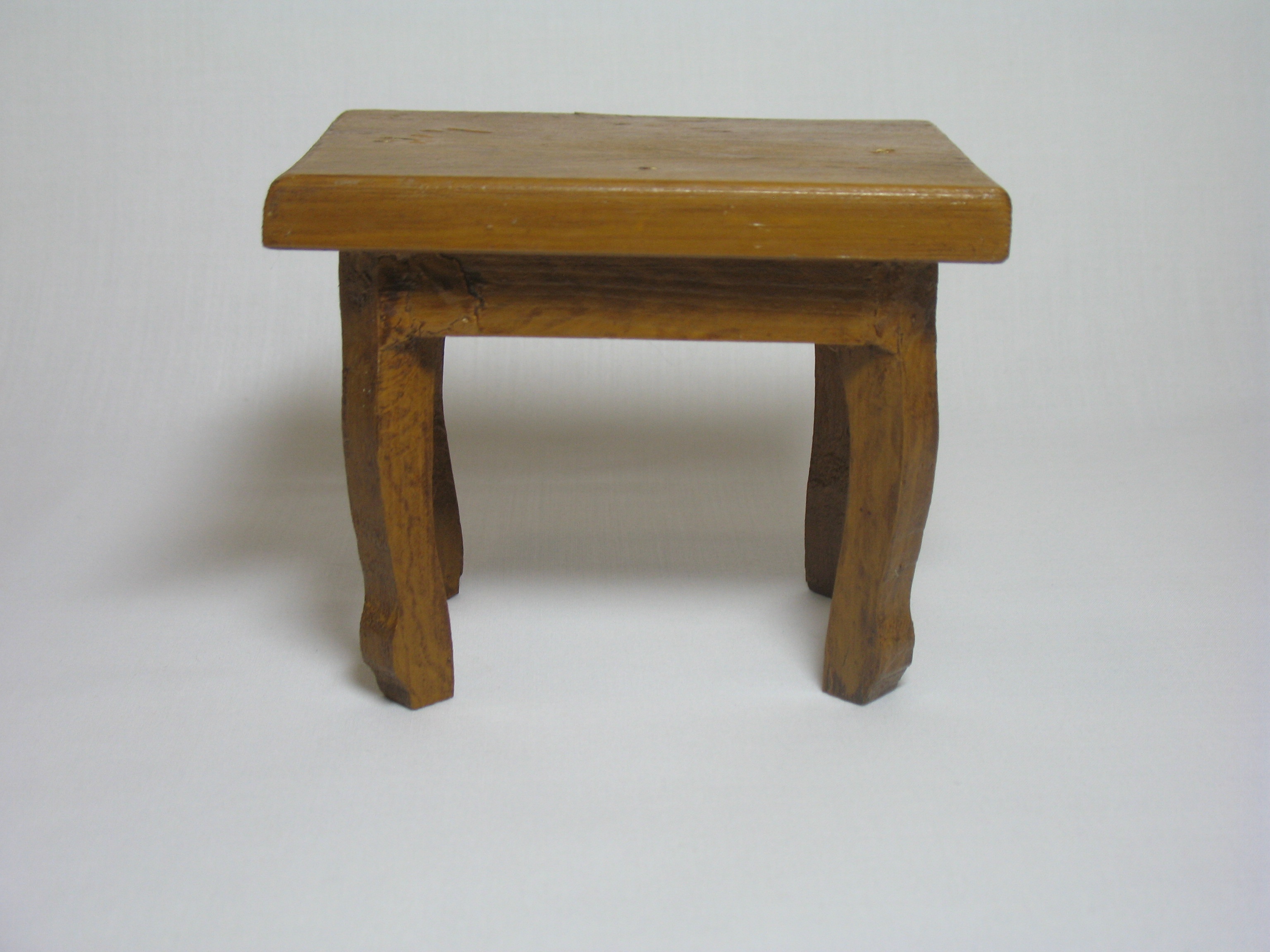 Bababútor, asztal (Matyó Múzeum, Mezőkövesd CC BY-NC-SA)