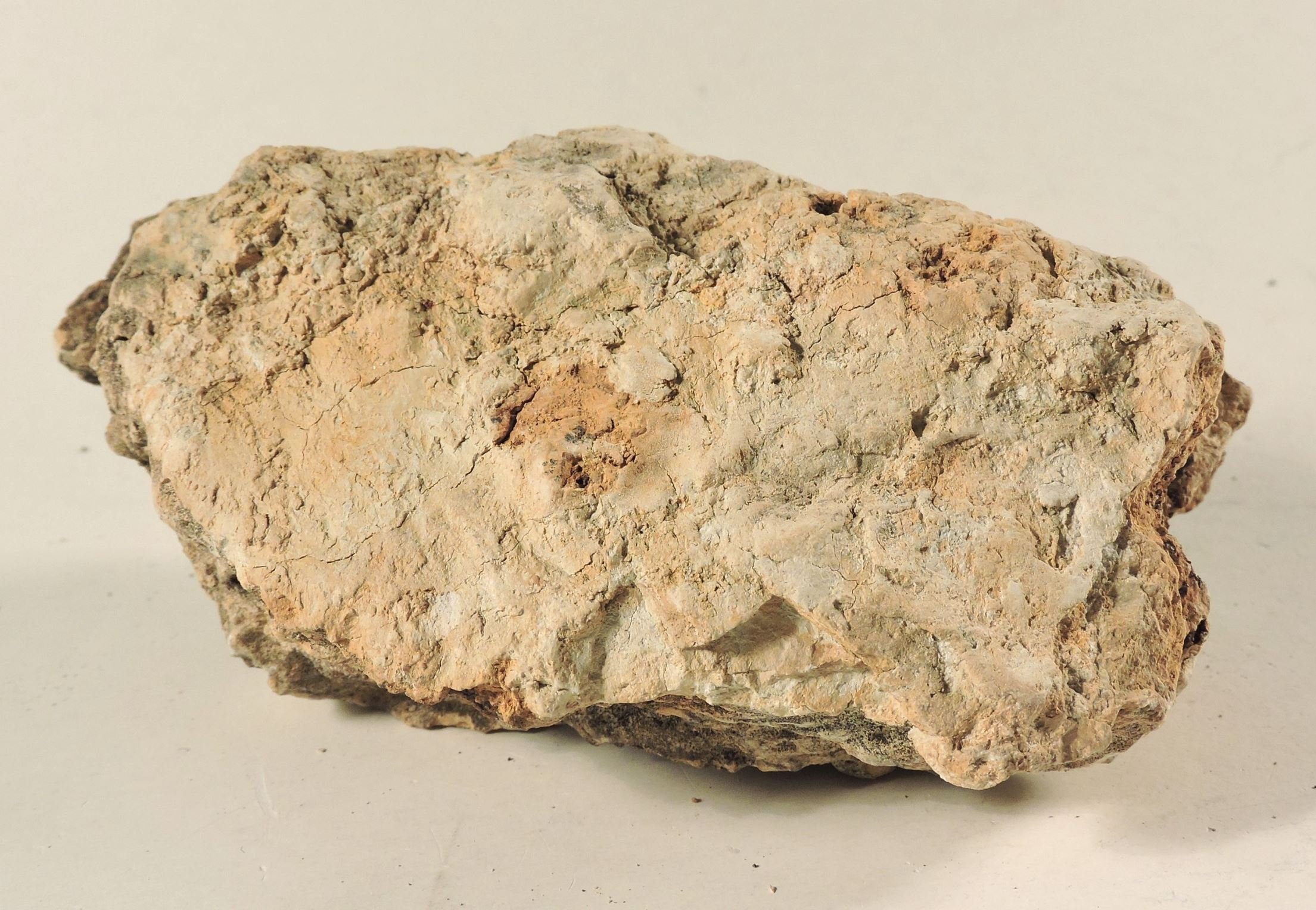 Smithsonit, malachit, cerusszit (Herman Ottó Múzeum CC BY-NC-SA)