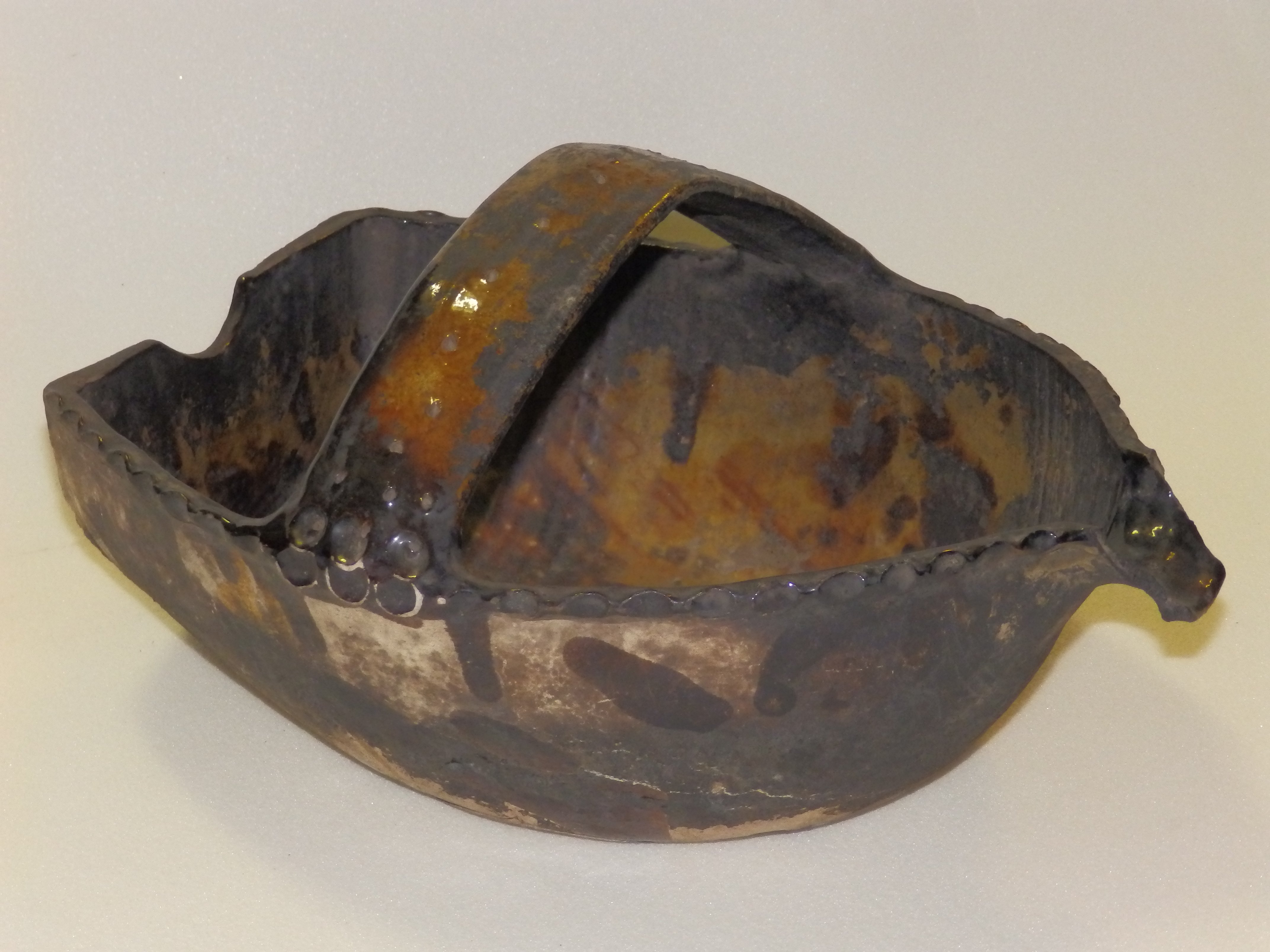 Pecsenyesütő tál `kacsa taal` (Herman Ottó Múzeum CC BY-NC-SA)