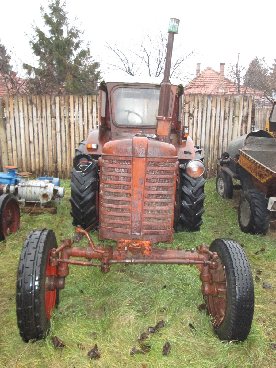Benzin-petróleum üzemű traktor (Hajdu Ráfis János Mezőgazdasági Gépmúzeum, Mezőkövesd CC BY-NC-SA)