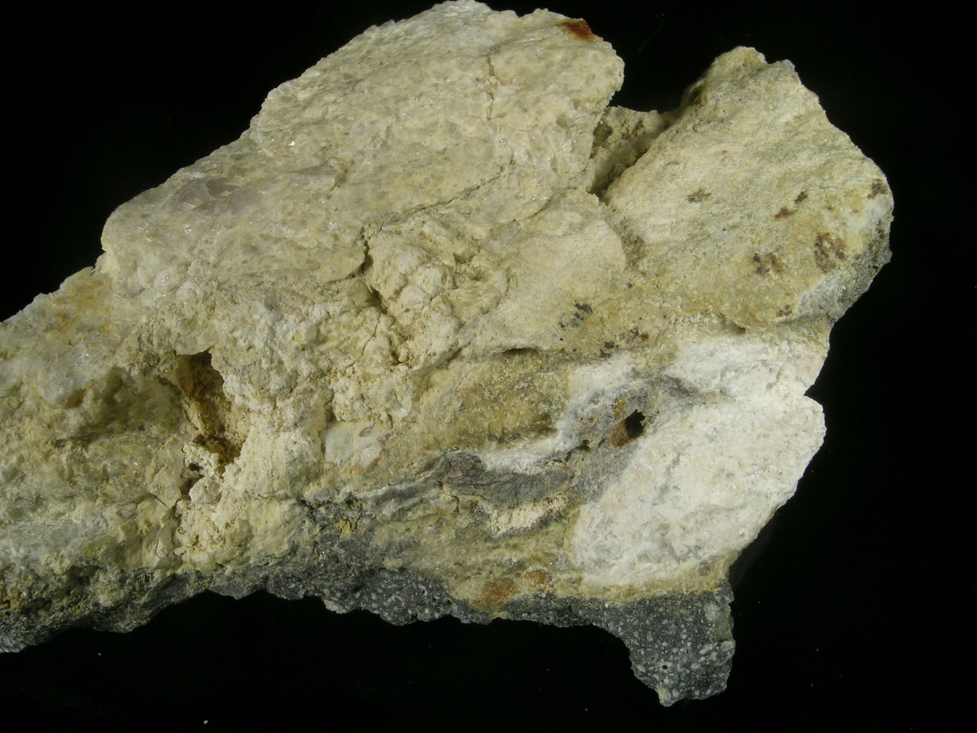 Anortit, diopszid, pirofillit, ankerit, kalcit (Herman Ottó Múzeum, Miskolc CC BY-NC-SA)