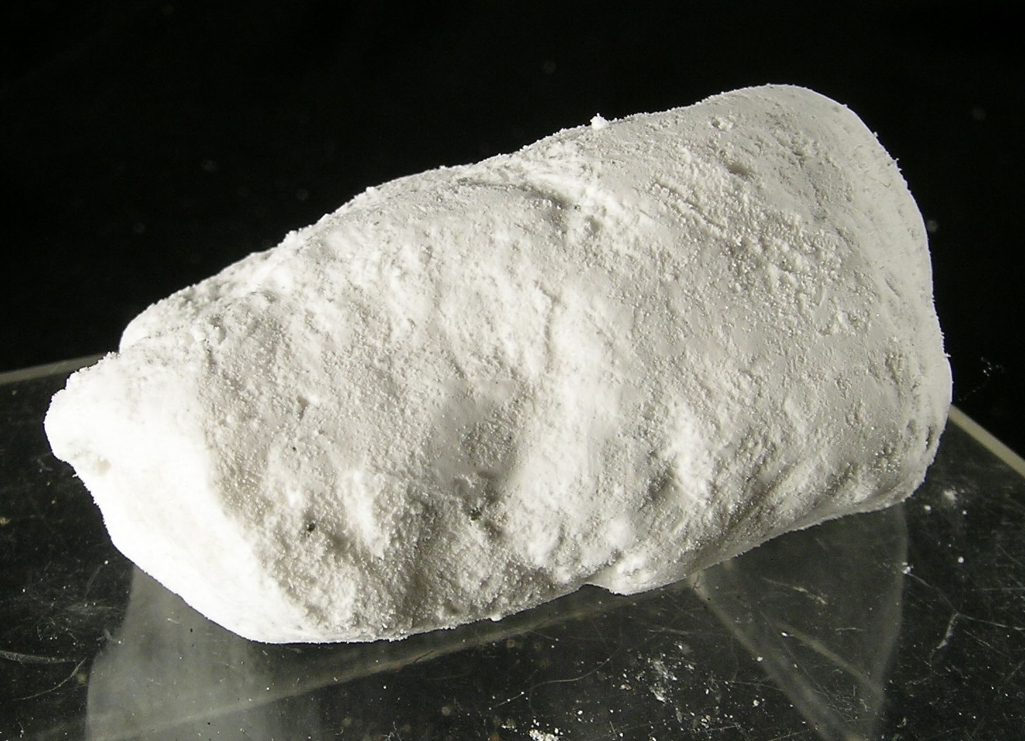 Hexahidrit, epsomit (Herman Ottó Múzeum, Miskolc CC BY-NC-SA)