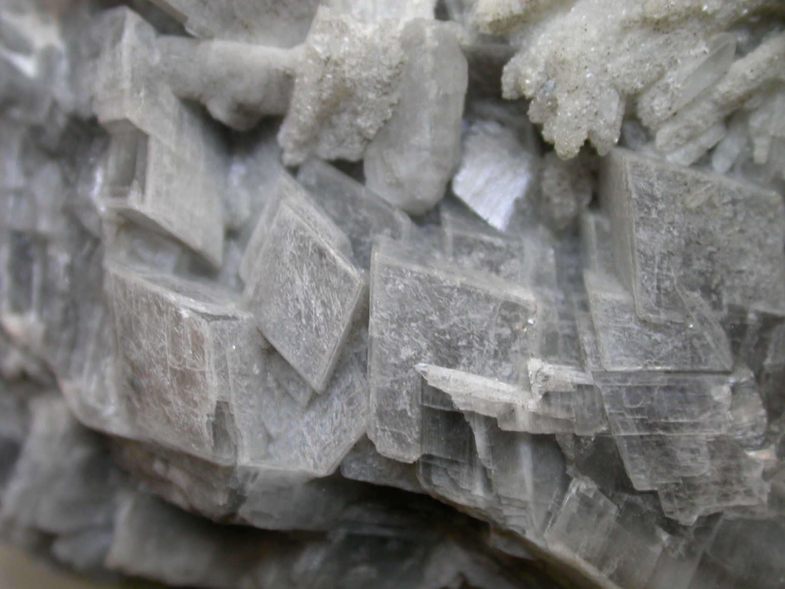 Magnezit, dolomit (Herman Ottó Múzeum, Miskolc CC BY-NC-SA)